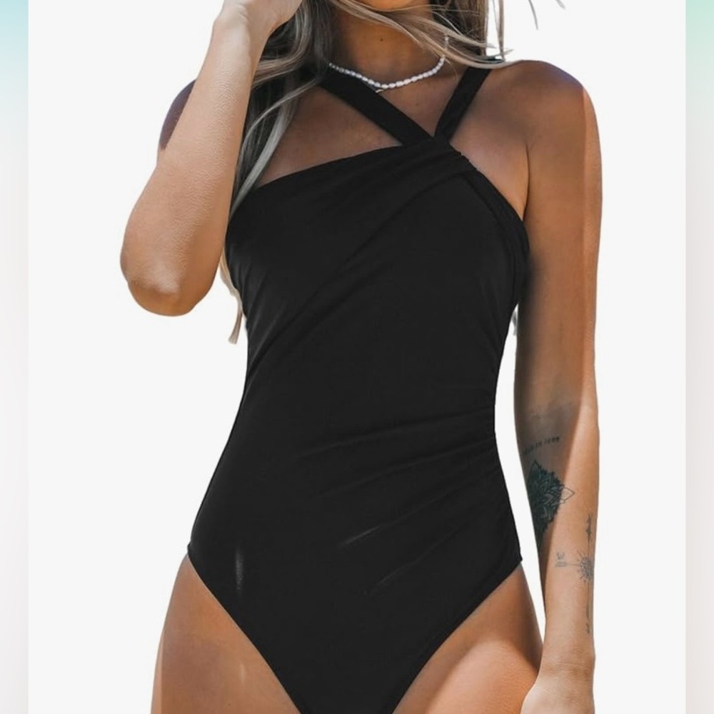 CUPSHE Women's One Piece Swimsuits Ruched Bathing Suit Tummy Control Back Tie
